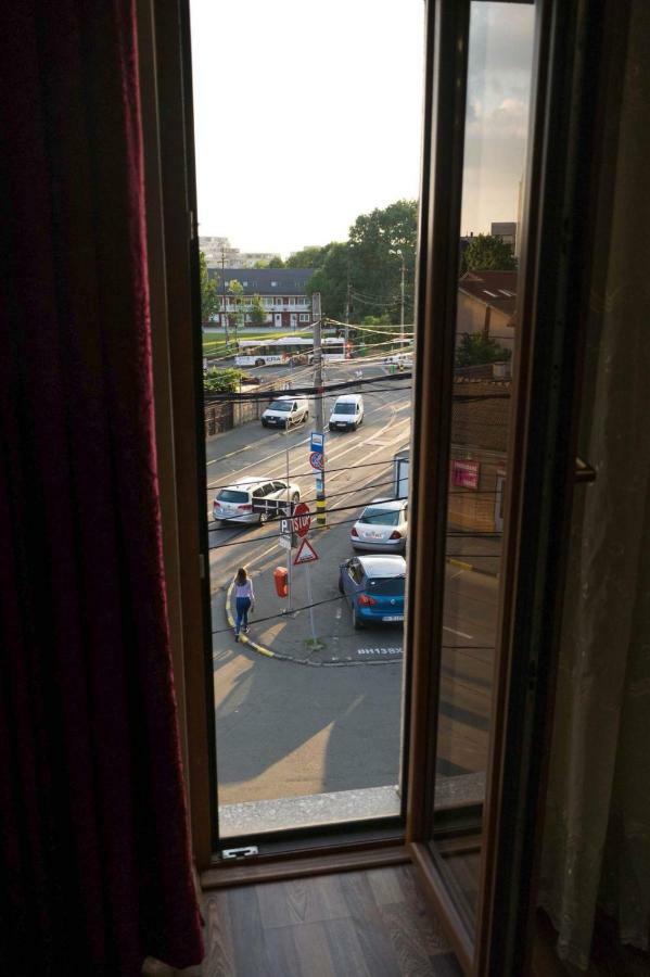 Penthouse De Lux Apartman Nagyvárad Kültér fotó